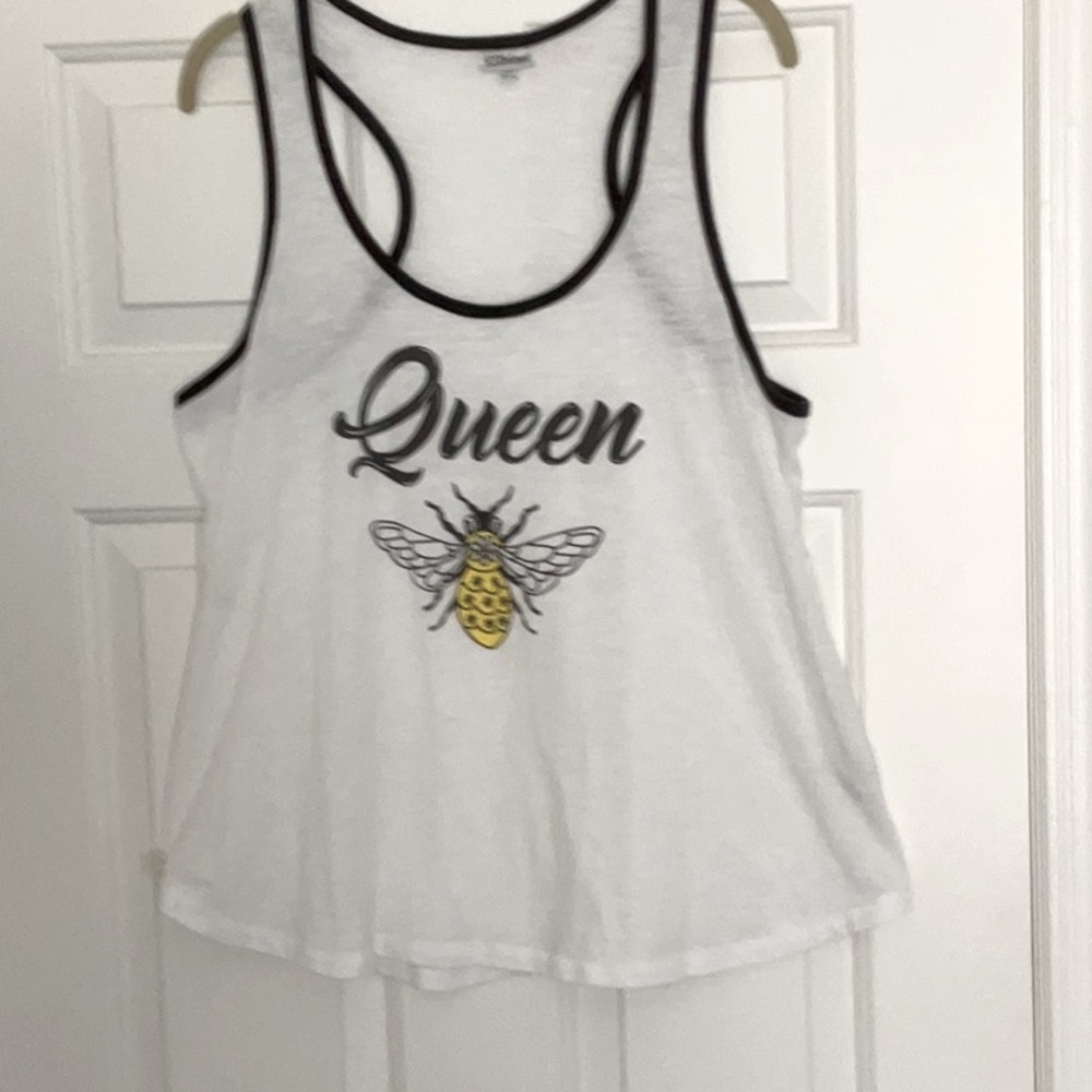 P.J.Salvage White Queen Bee White Top, black trim, size XL, 100% cotton.